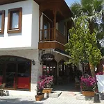 Caretta Hotel 3*